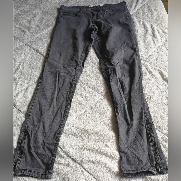 L.O.G.G H&M pants - Picture 2 of 15